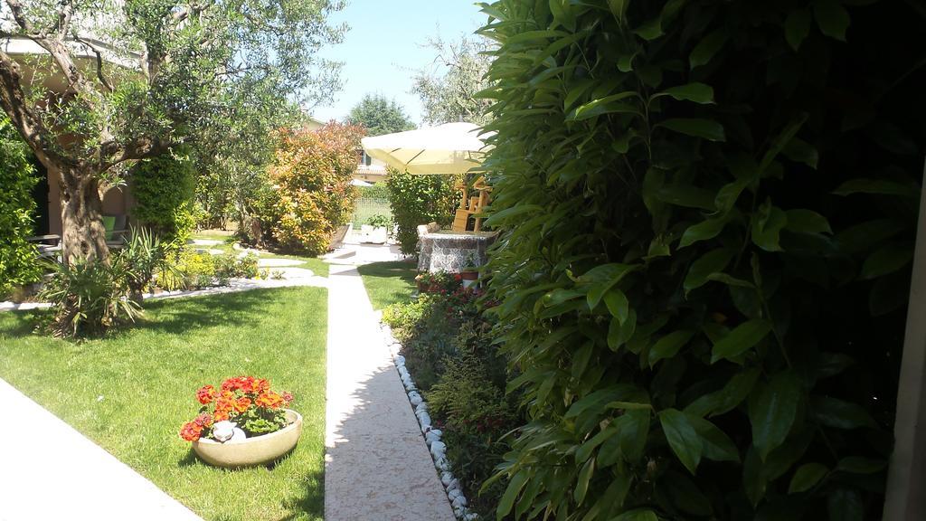 B&B Garda 4U Ντεζεντσάνο ντελ Γκάρντα Εξωτερικό φωτογραφία