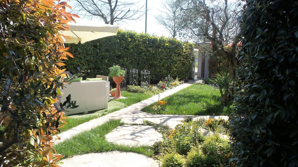 B&B Garda 4U Ντεζεντσάνο ντελ Γκάρντα Εξωτερικό φωτογραφία